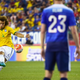 Illustration for article titled This Is Why Teams Put Up With David Luiz, The Defender Who Doesnt Defend